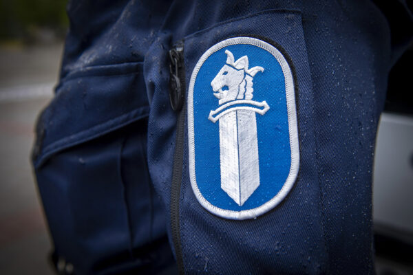 Poliisi otti kiinni epäillyn huumausaineiden vaikutuksen alaisena ajaneen kuljettajan Sievissä