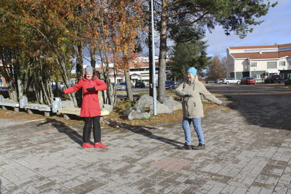 Vanhustenviikon ohjelmassa musiikkia, jumppaa, parkouria ja paljon muuta