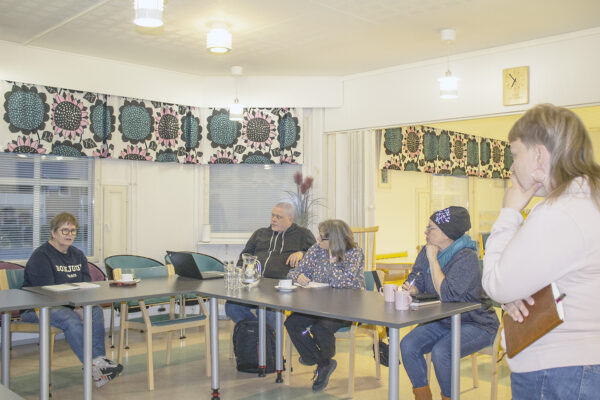 Syksyn aikana kyliltä kerätään talteen tarinoita ja muisteloita