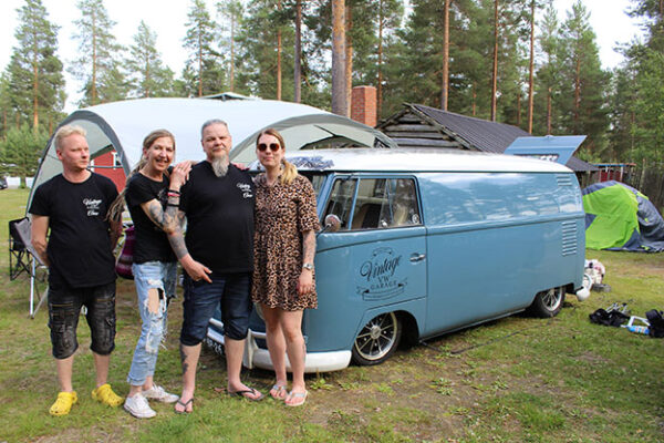 Vintage-Volkkarien harrastajat kokoontuivat Maasydänjärvellä
